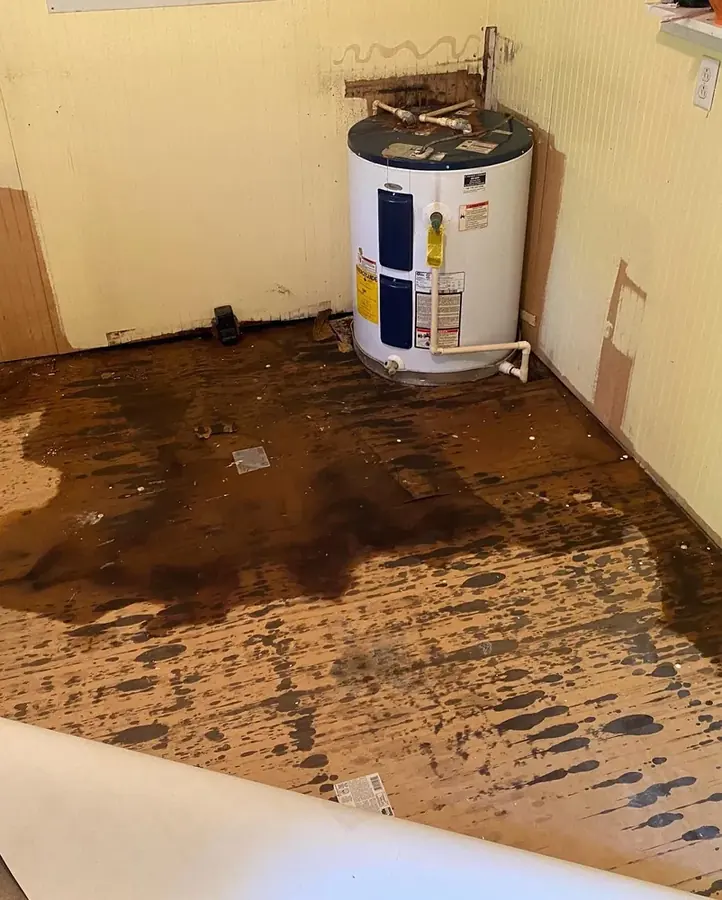 Water Heater Failure and Leak in Grovetown, GA